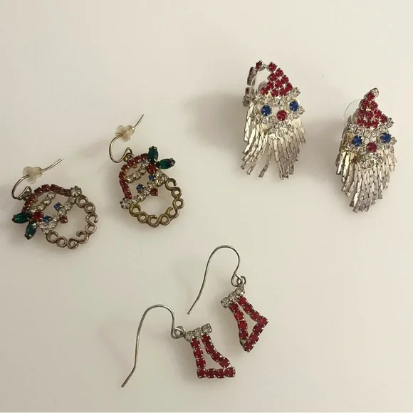 Holiday Christmas Vintage Santa Clause Stocking Gem Rhinestone Earrings - Picture 9 of 16